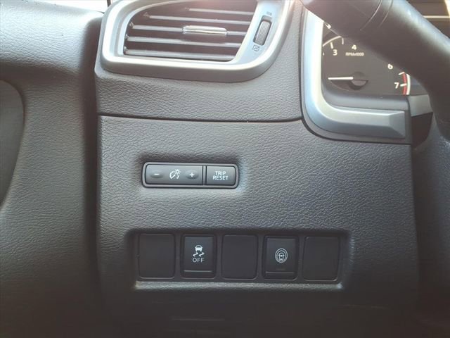 Used 2023 Nissan Murano S image 13