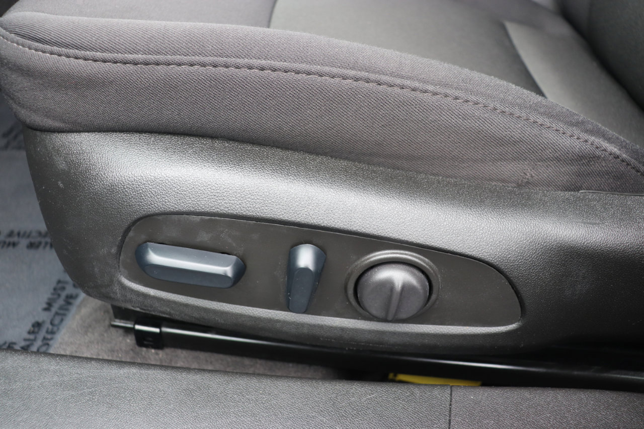 Used 2024 Chevrolet Malibu LT image 41