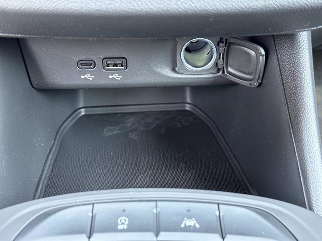 New 2026 Buick Envista Sport Touring FWD image 22