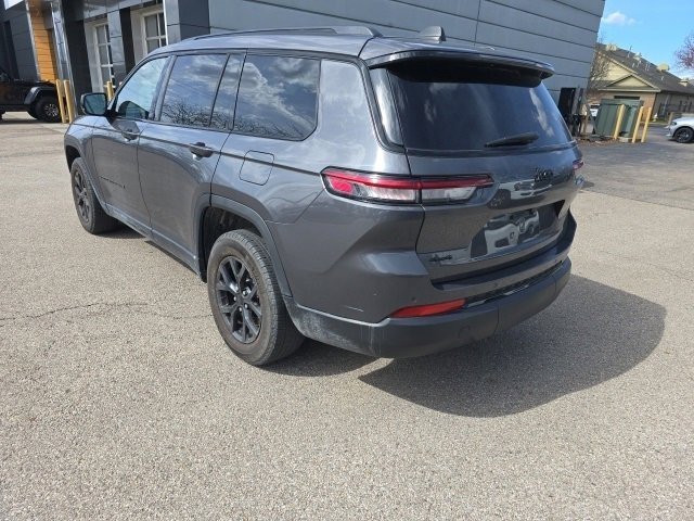 Used 2024 Jeep Grand Cherokee L Laredo image 8