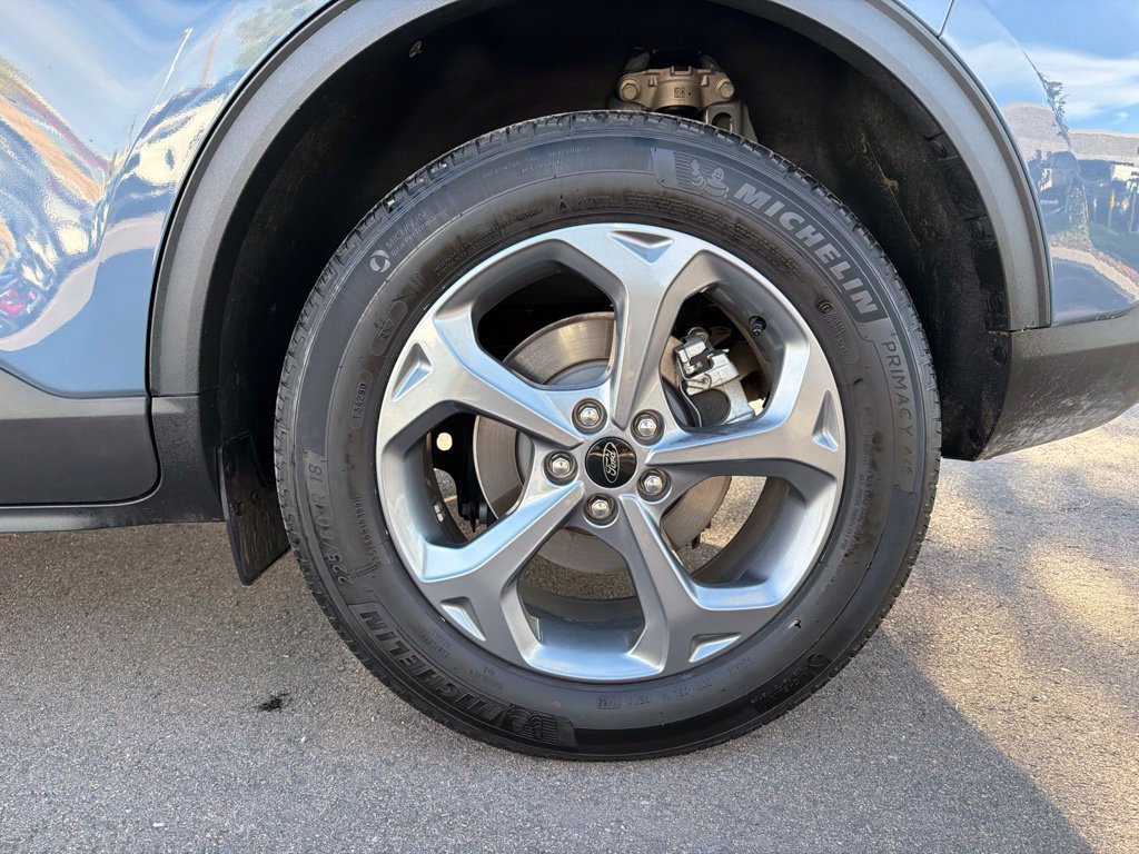 Used 2025 Ford Escape ST-Line Select AWD/4WD image 34