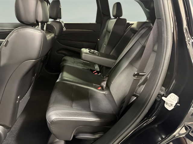 Used 2022 Jeep Grand Cherokee Laredo X RWD image 29