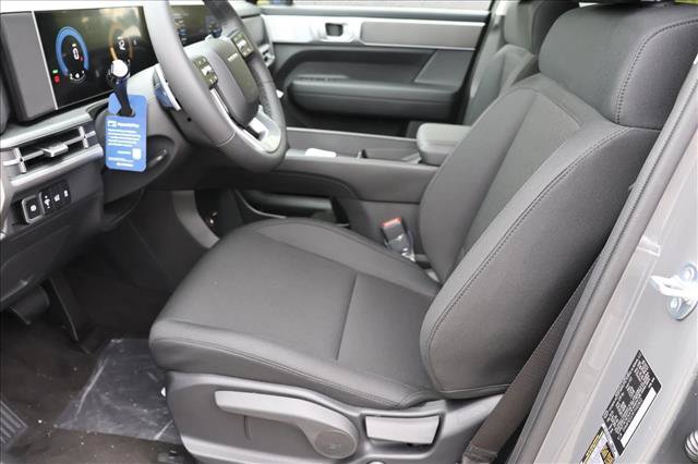 Certified 2026 Hyundai Santa Fe SE AWD/4WD image 11