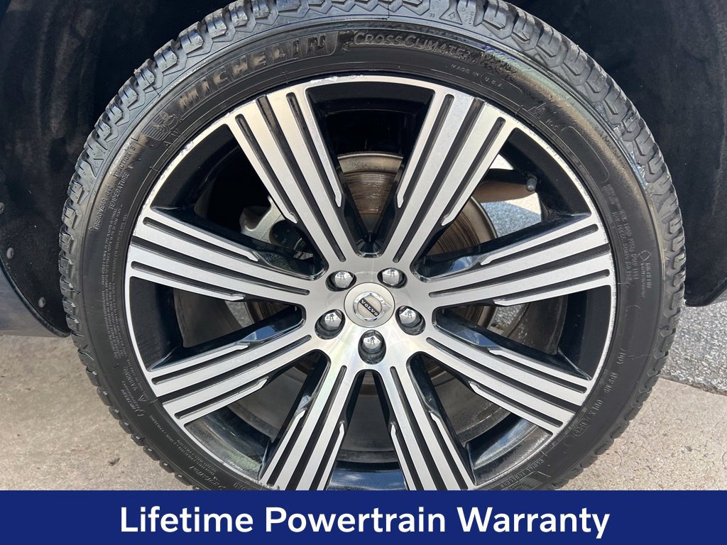Certified 2024 Volvo XC90 B6 Plus w/ Protection Package Premier AWD/4WD image 9