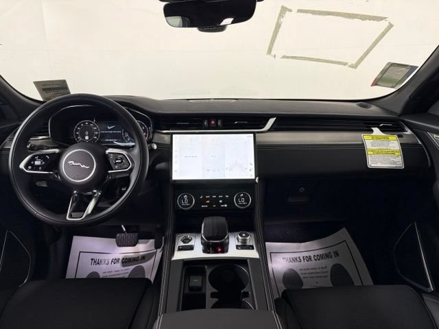 New 2026 Jaguar F-PACE R-Dynamic S AWD/4WD image 21