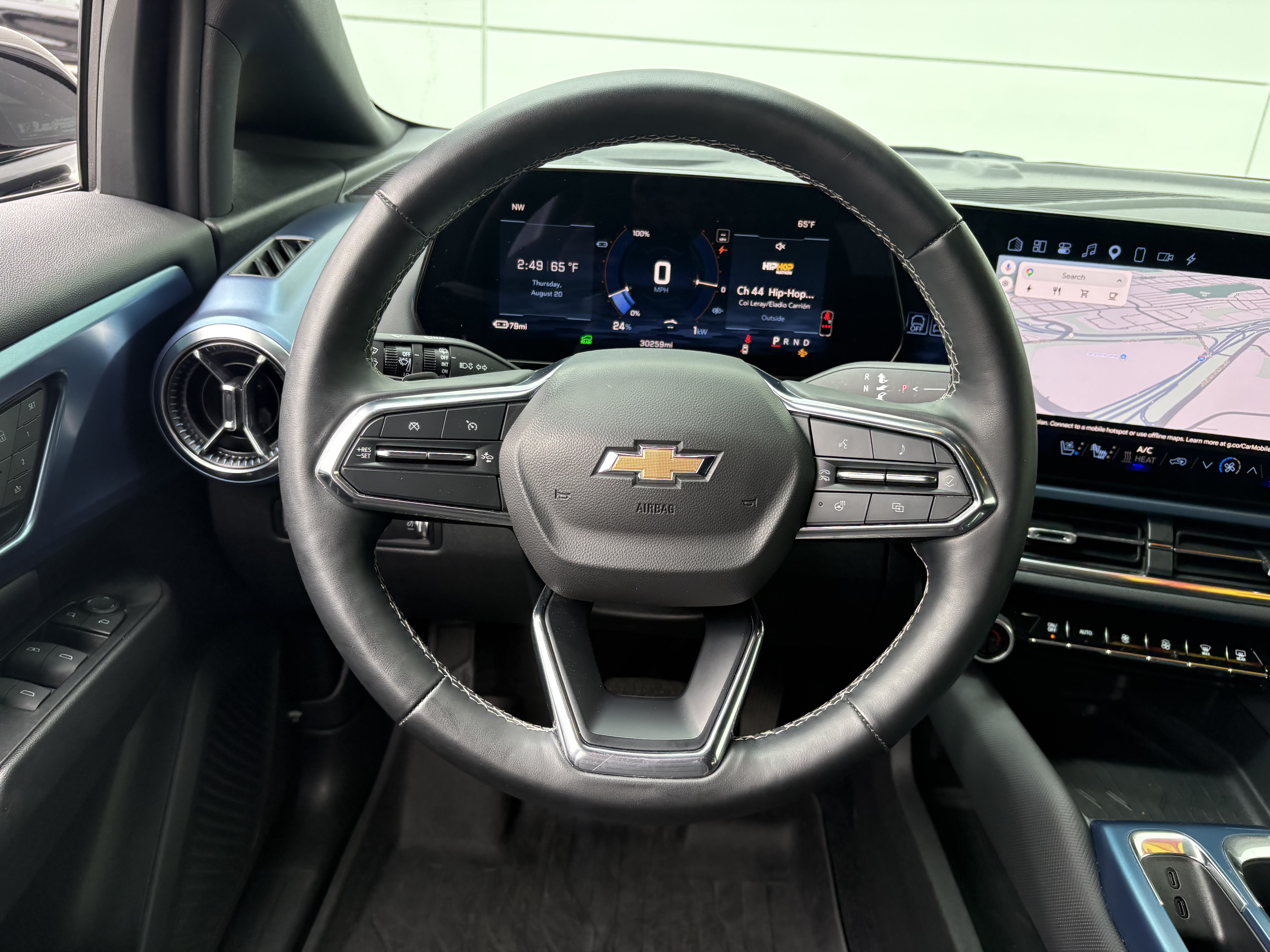 Used 2024 Chevrolet Equinox EV LT w/ LPO, Blackout Package FWD image 15