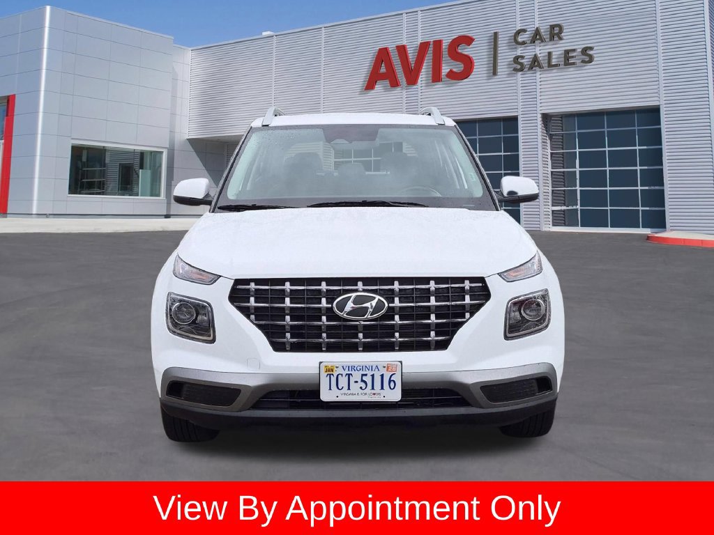 Used 2026 Hyundai Venue SEL FWD image 2