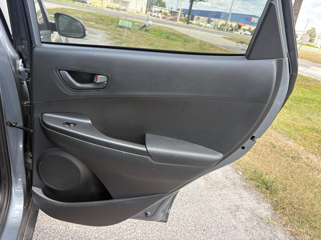 Used 2018 Hyundai Kona SEL FWD image 15