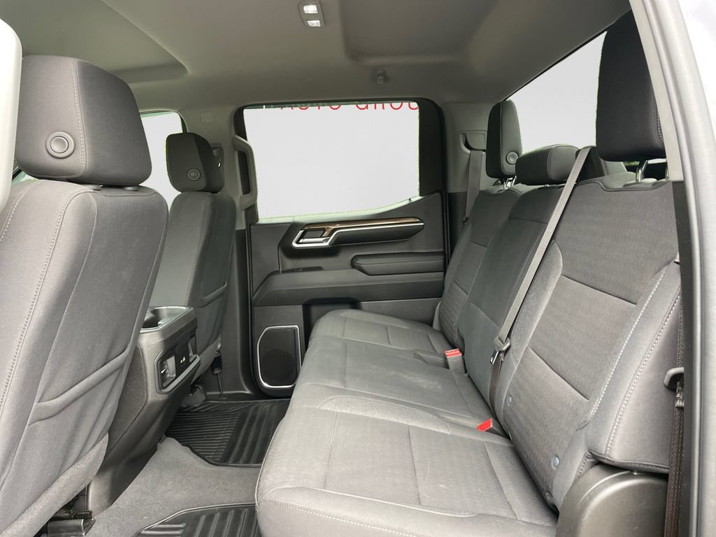 Certified 2023 Chevrolet Silverado 1500 LT AWD/4WD image 15
