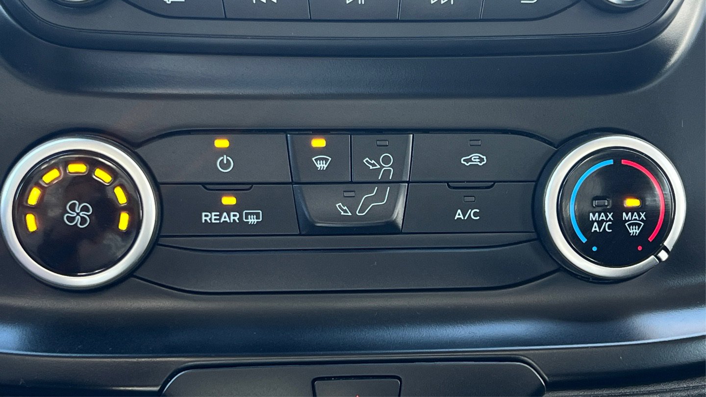 Used 2024 Ford Transit 250 Low Roof AWD image 21