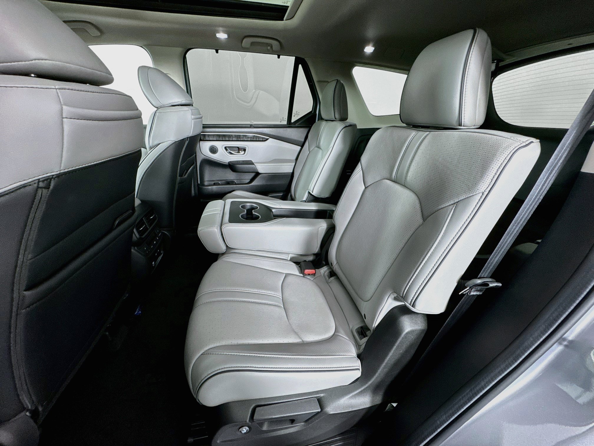 Certified 2024 Honda Pilot Elite image 26