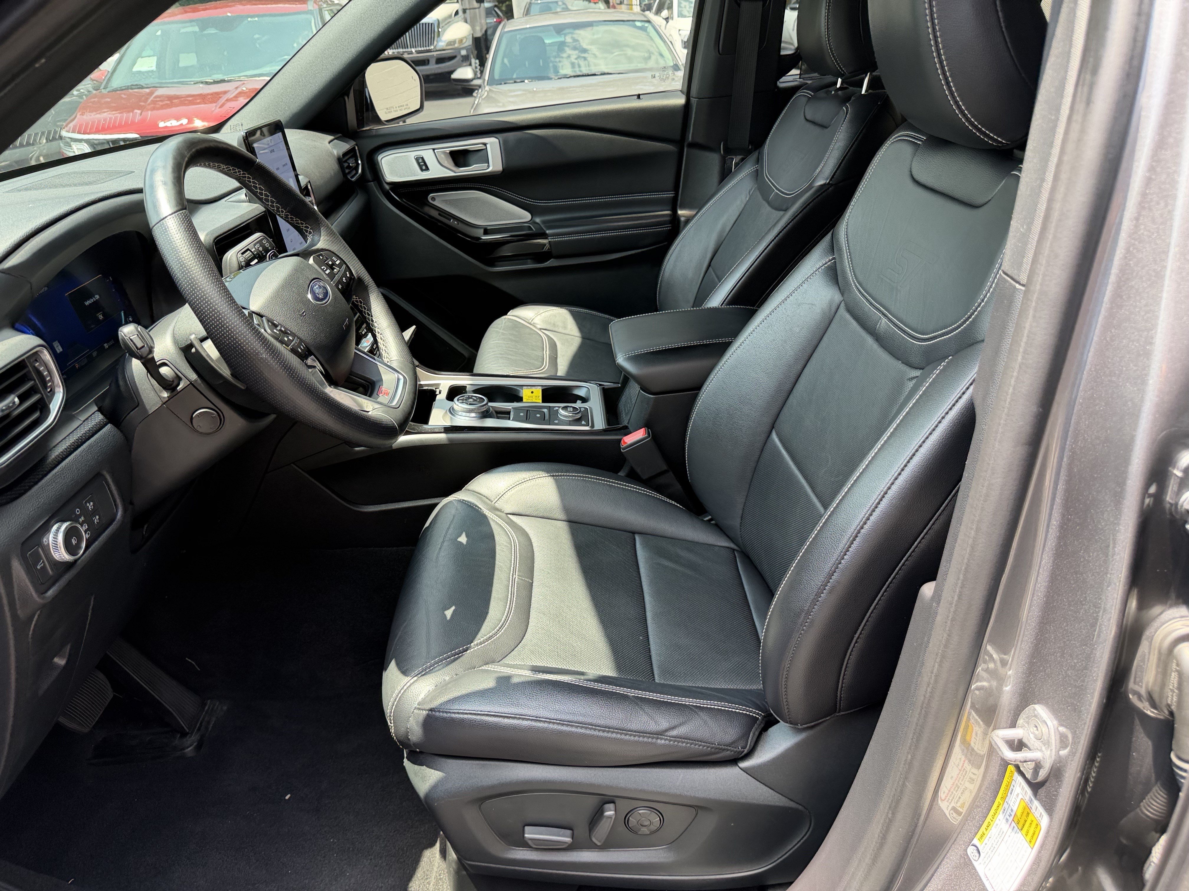 Used 2021 Ford Explorer ST w/ Equipment Group 401A AWD/4WD image 9