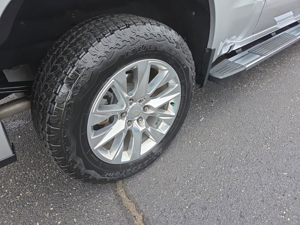 Used 2022 Chevrolet Silverado 1500 LTZ image 7