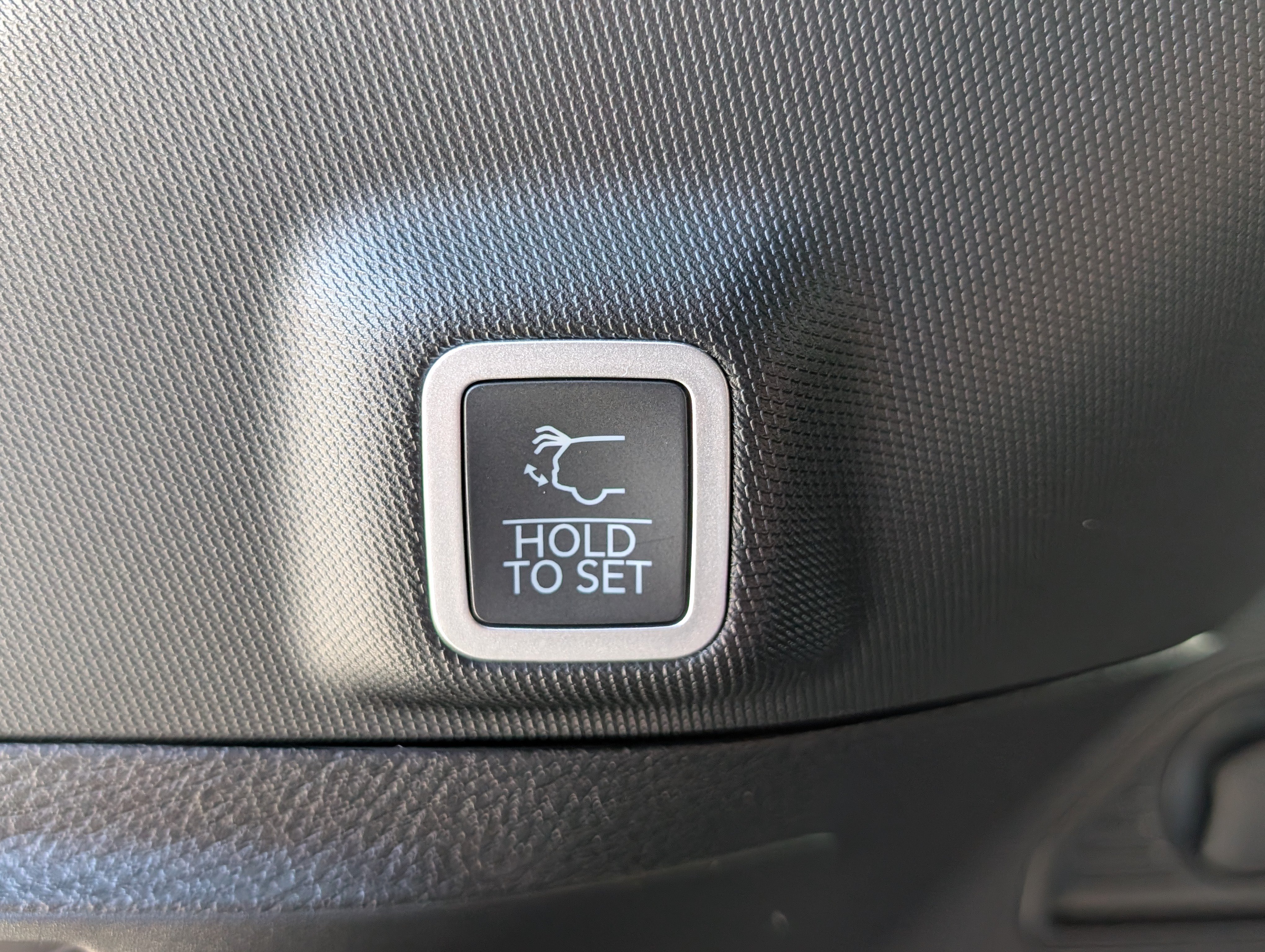 New 2025 Jeep Grand Cherokee Altitude AWD/4WD image 12
