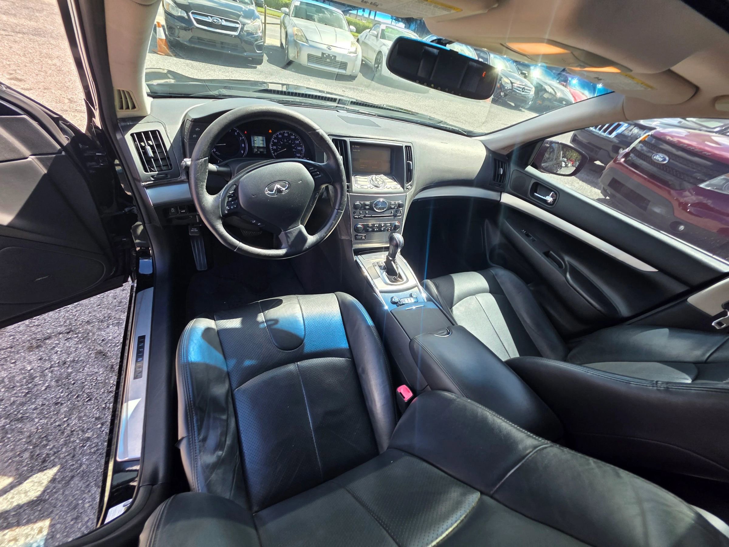 Used 2012 INFINITI G37 Journey w/ Premium Pkg image 16