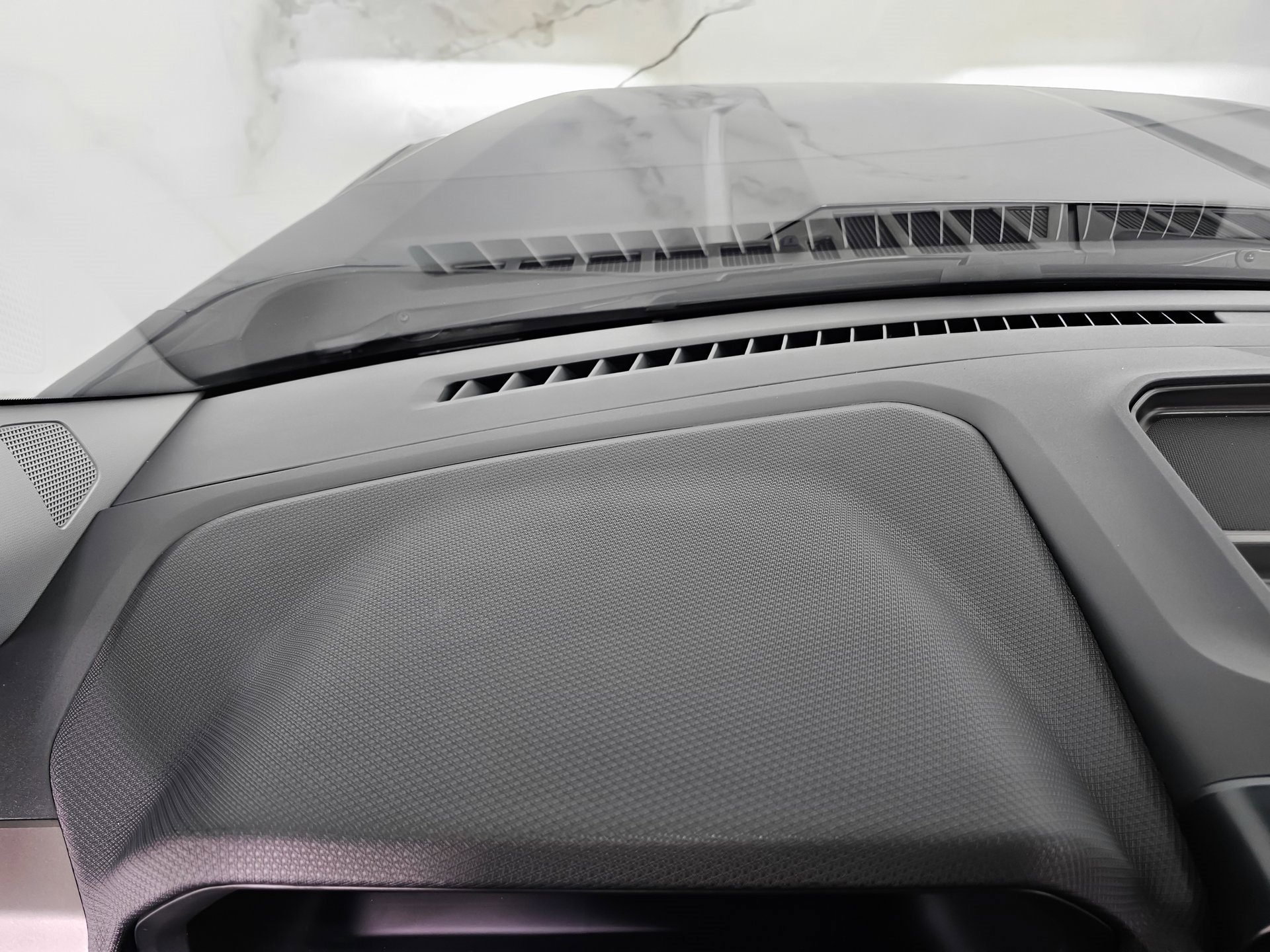 Used 2025 Ford F150 XL image 40