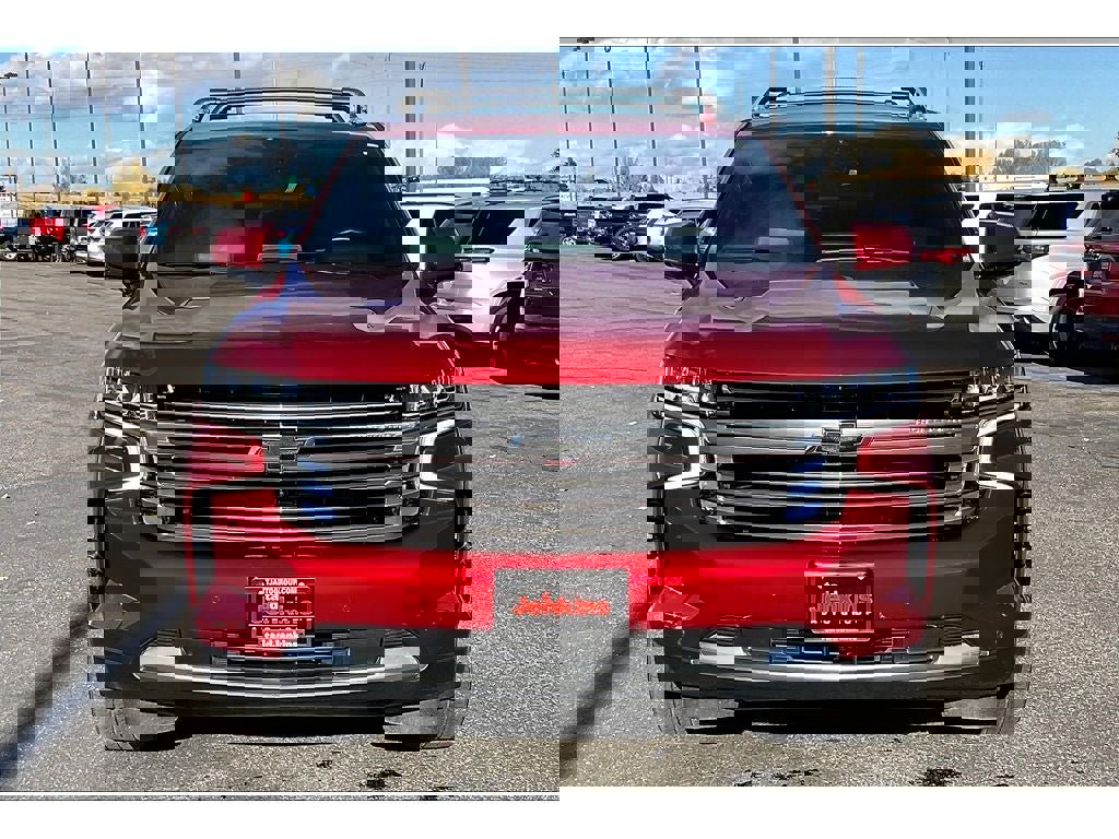 Used 2024 Chevrolet Tahoe High Country w/ Advanced Technology Package AWD/4WD image 3