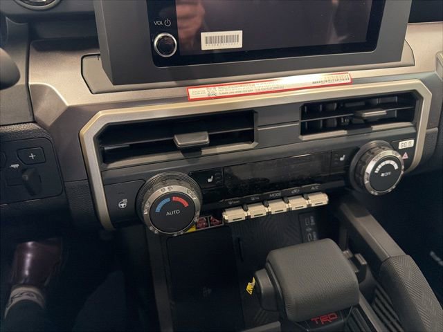 New 2026 Toyota Tacoma TRD Off-Road AWD/4WD image 36