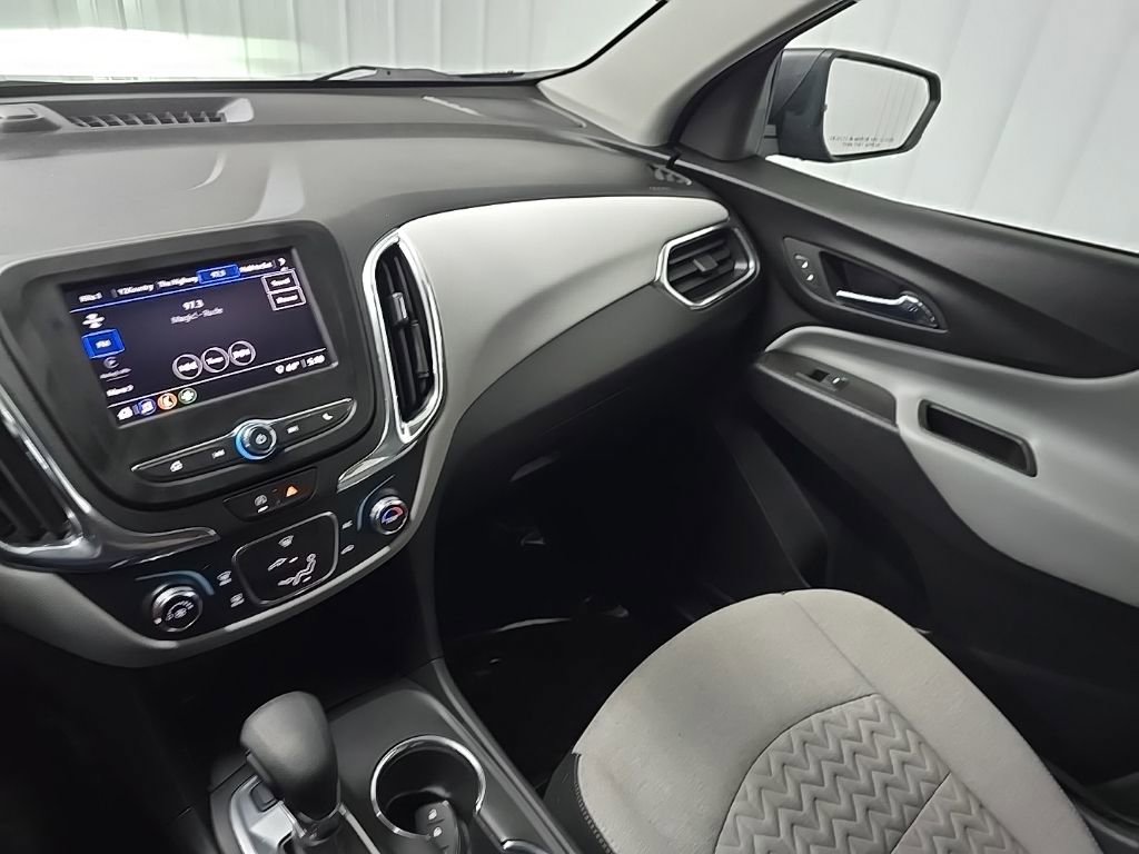 Used 2023 Chevrolet Equinox LS w/ LS Convenience Package image 25