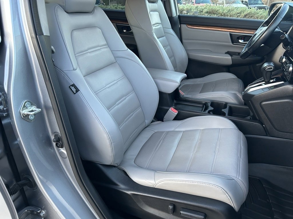 Used 2018 Honda CR-V Touring image 21