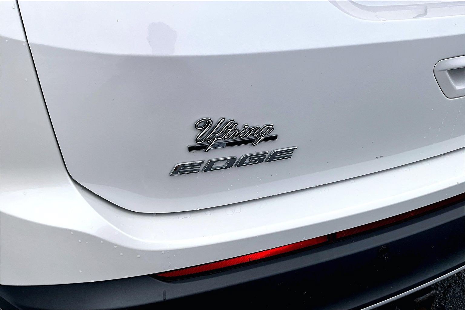Used 2016 Ford Edge Titanium w/ Technology Package AWD/4WD image 31