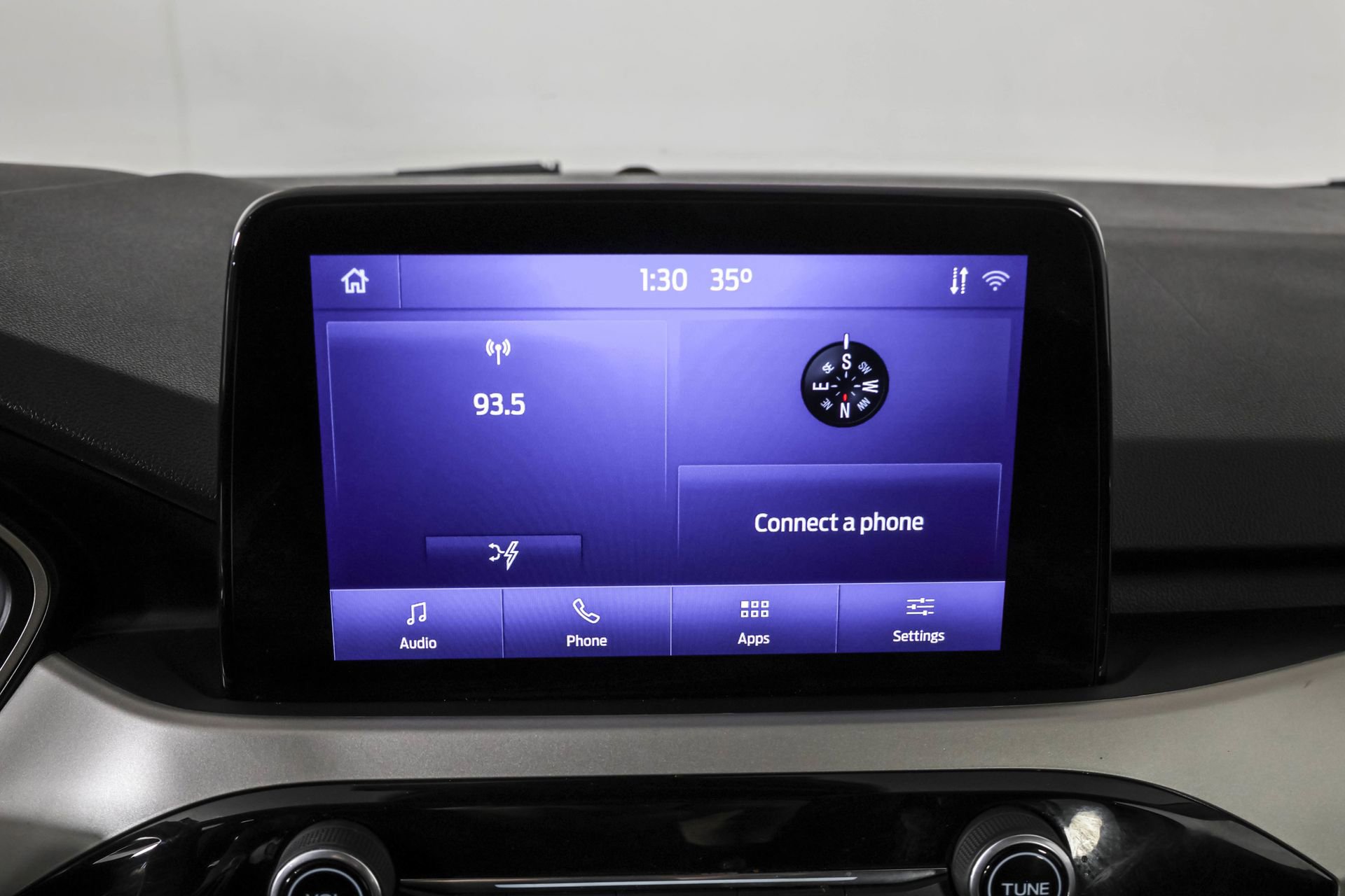 Used 2021 Ford Escape SE image 30