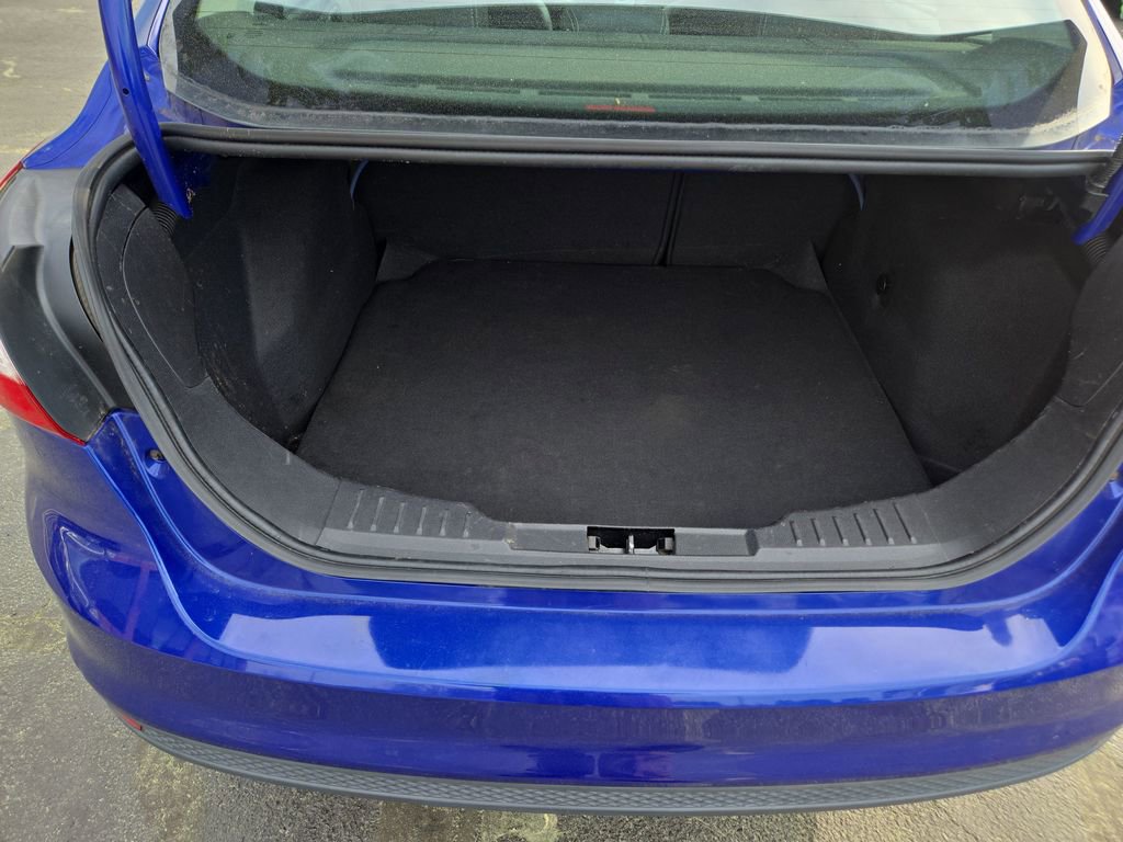 Used 2014 Ford Focus SE w/ Equipment Group 201A image 27