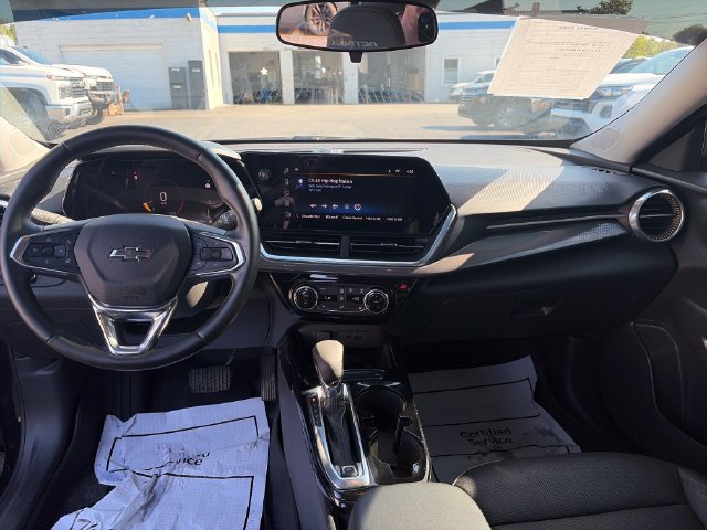 Used 2024 Chevrolet Trax ACTIV w/ Sunroof Package FWD image 15
