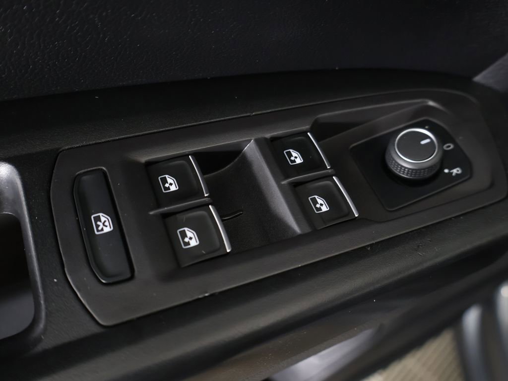 Used 2018 Volkswagen Atlas SE FWD image 41