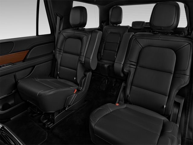 Used 2023 Lincoln Navigator Reserve image 11