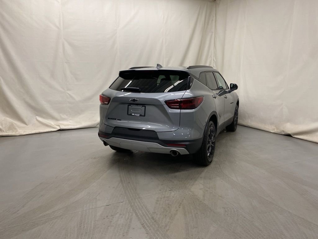 New 2026 Chevrolet Blazer LT w/ LPO, Black Sport Package image 6