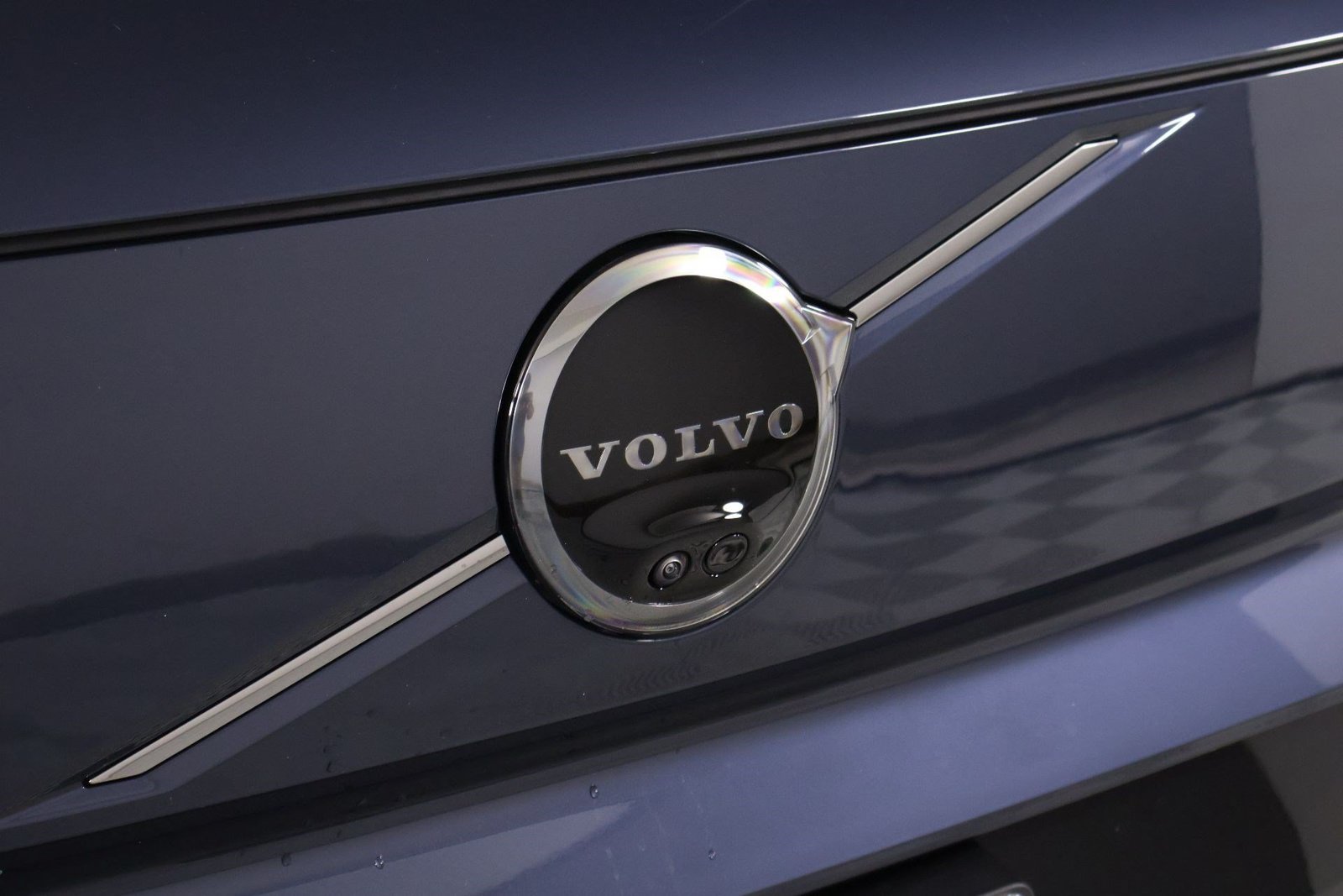 Used 2026 Volvo EX90 Plus RWD image 25