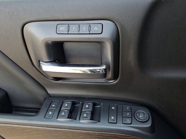 Used 2018 GMC Sierra 2500 Denali w/ Duramax Plus Package image 21