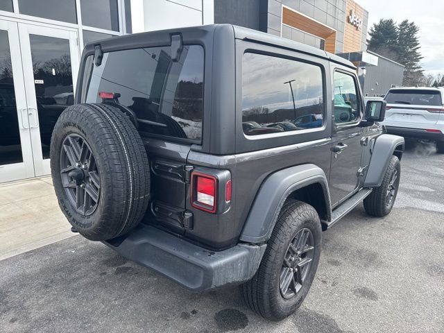 Certified 2025 Jeep Wrangler Sport AWD/4WD image 6
