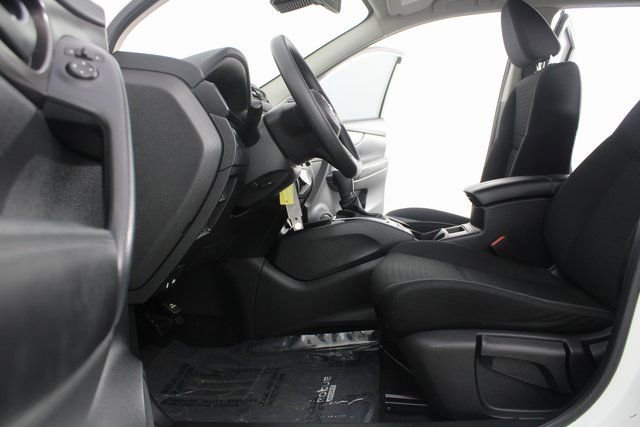 Used 2020 Nissan Rogue Sport S image 15