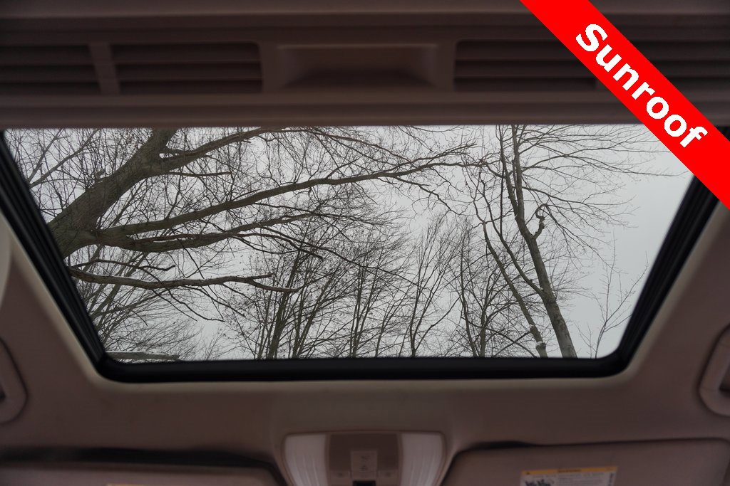 Used 2016 Mercedes-Benz E 350 Sedan image 20