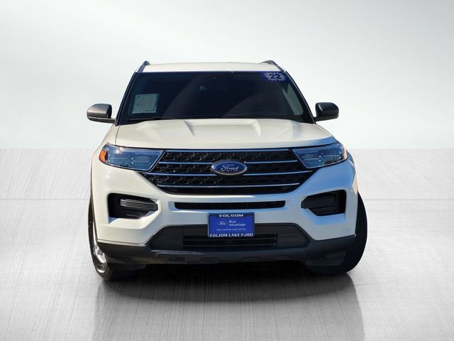 Certified 2022 Ford Explorer XLT image 2