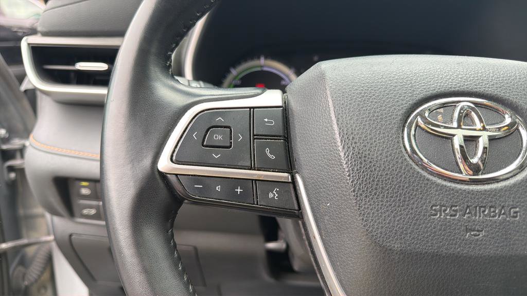 Used 2022 Toyota Highlander Bronze Edition image 24