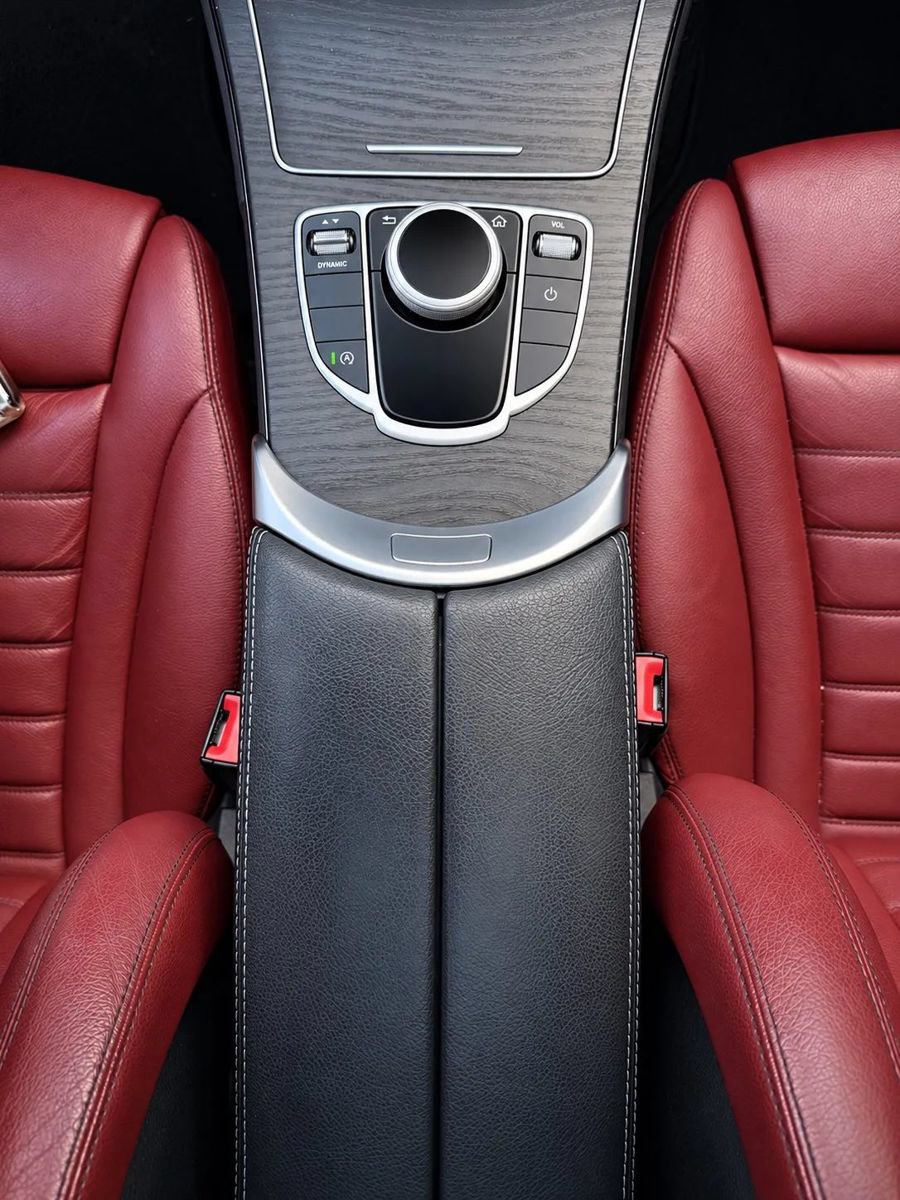 Used 2019 Mercedes-Benz C 300 4MATIC Sedan image 15