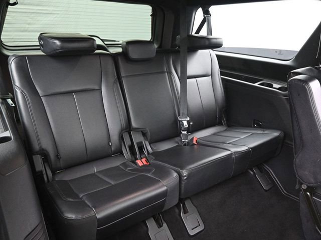 Used 2021 Ford Expedition Max XLT image 16