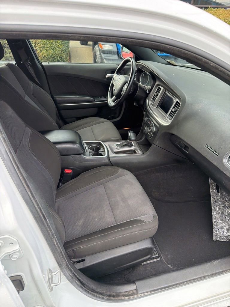 Used 2022 Dodge Charger SXT image 8