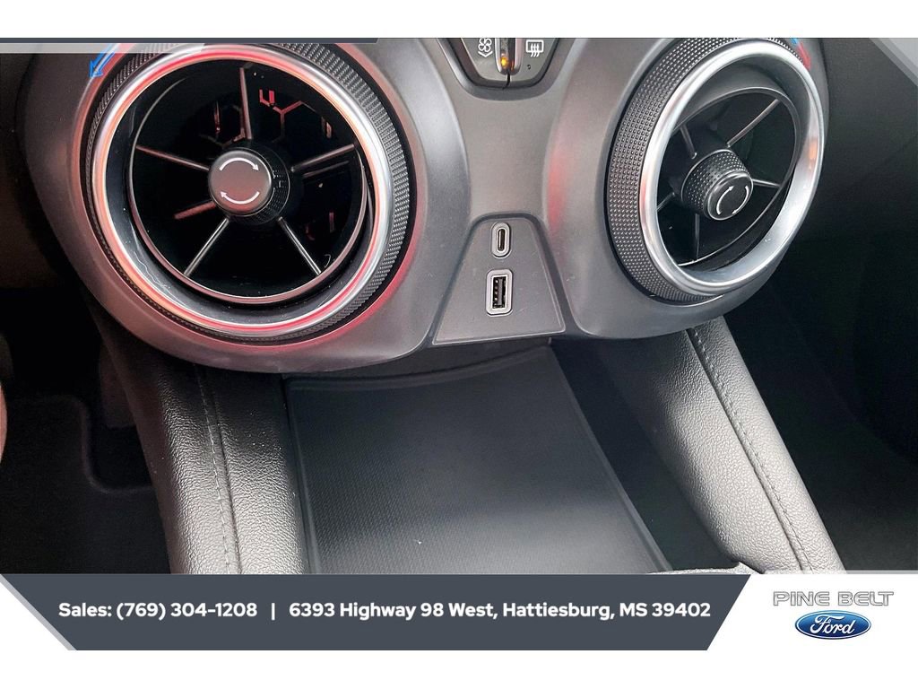 Used 2021 Chevrolet Blazer LT FWD image 24