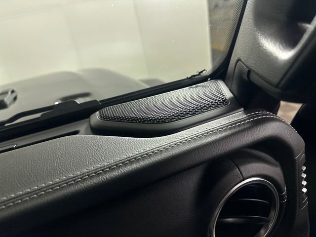 Used 2022 Jeep Wrangler Unlimited Sahara w/ Cold Weather Group image 29