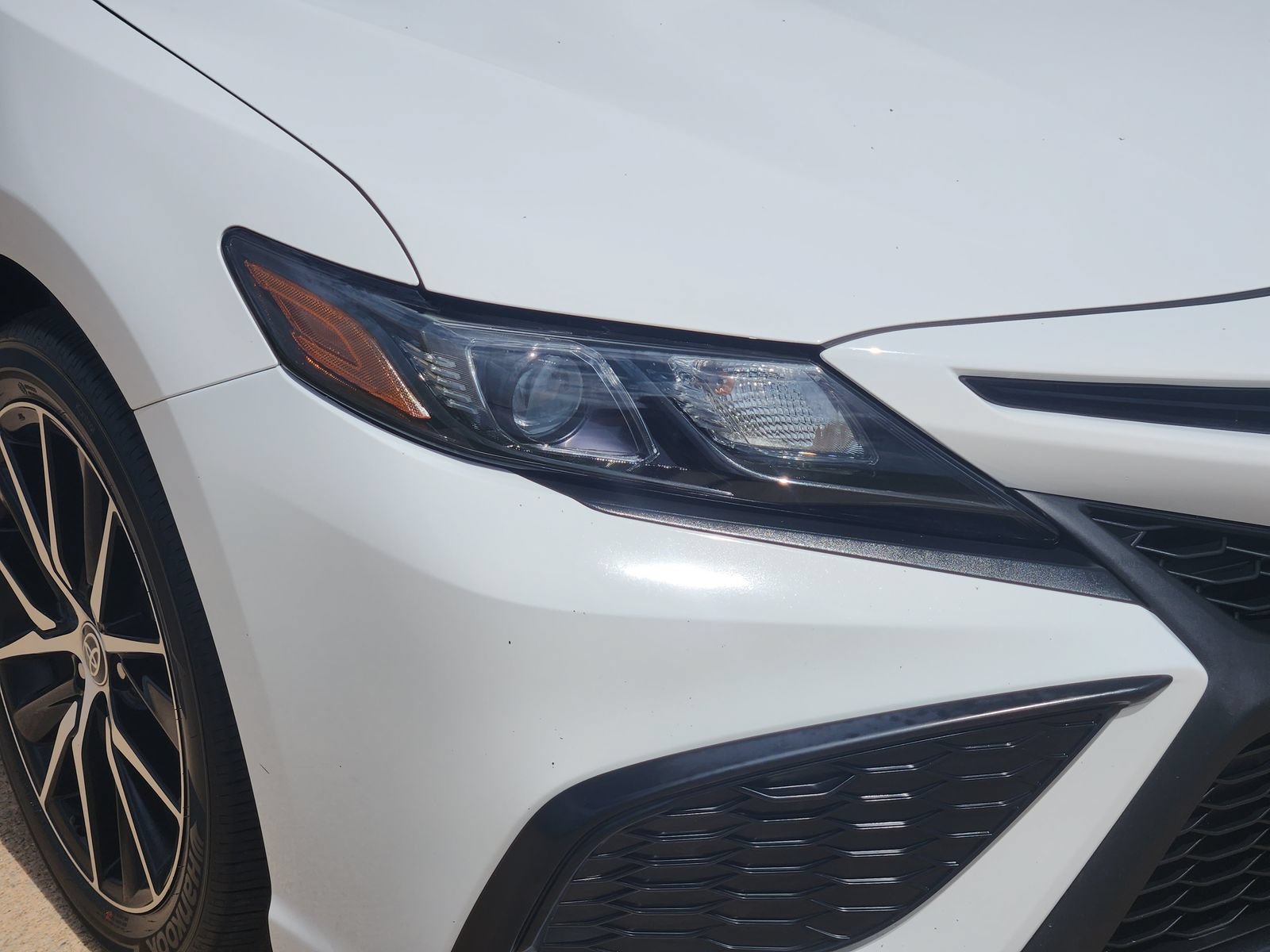 Used 2023 Toyota Camry SE w/ Convenience Package FWD image 11