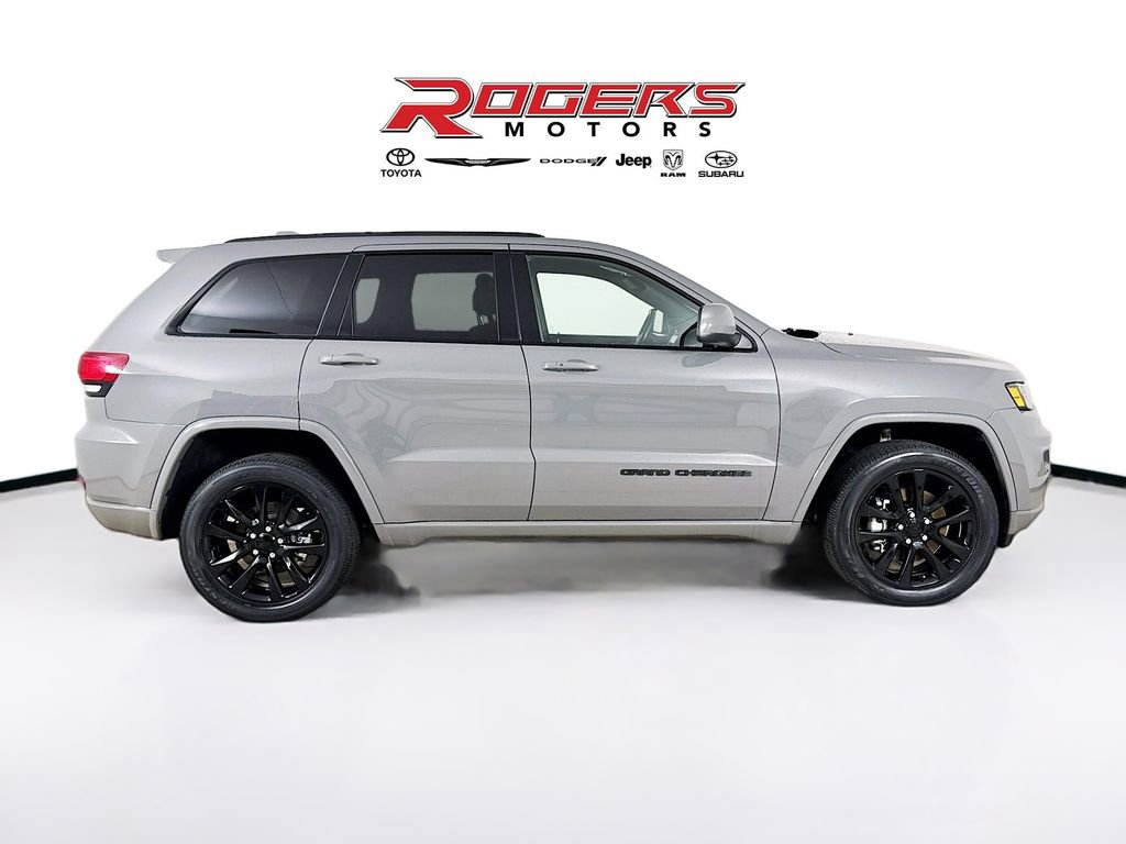 Certified 2021 Jeep Grand Cherokee Laredo X image 9