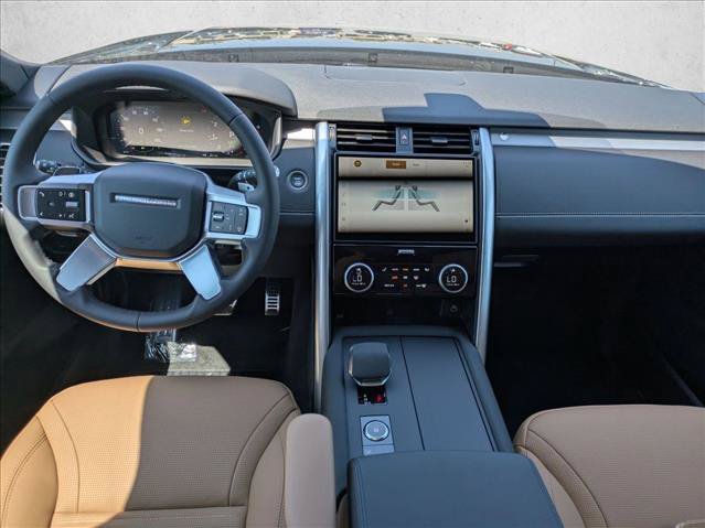 New 2025 Land Rover Discovery Dynamic SE AWD/4WD image 15