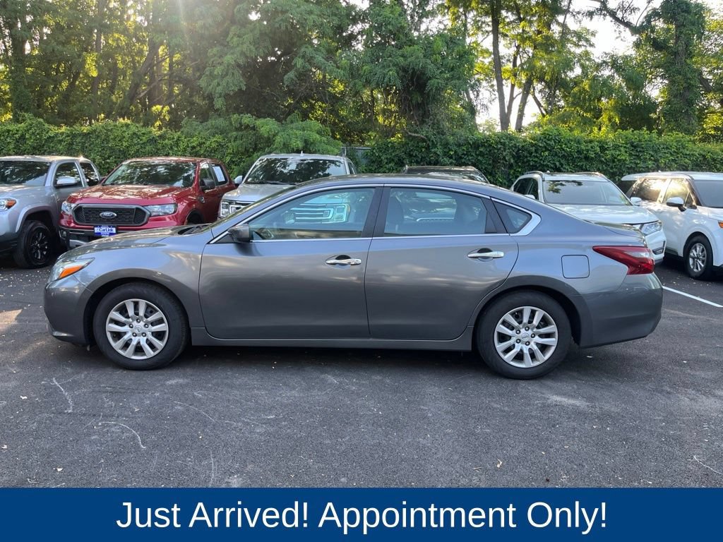 Used 2018 Nissan Altima 2.5 S w/ S Convenience Package FWD image 4