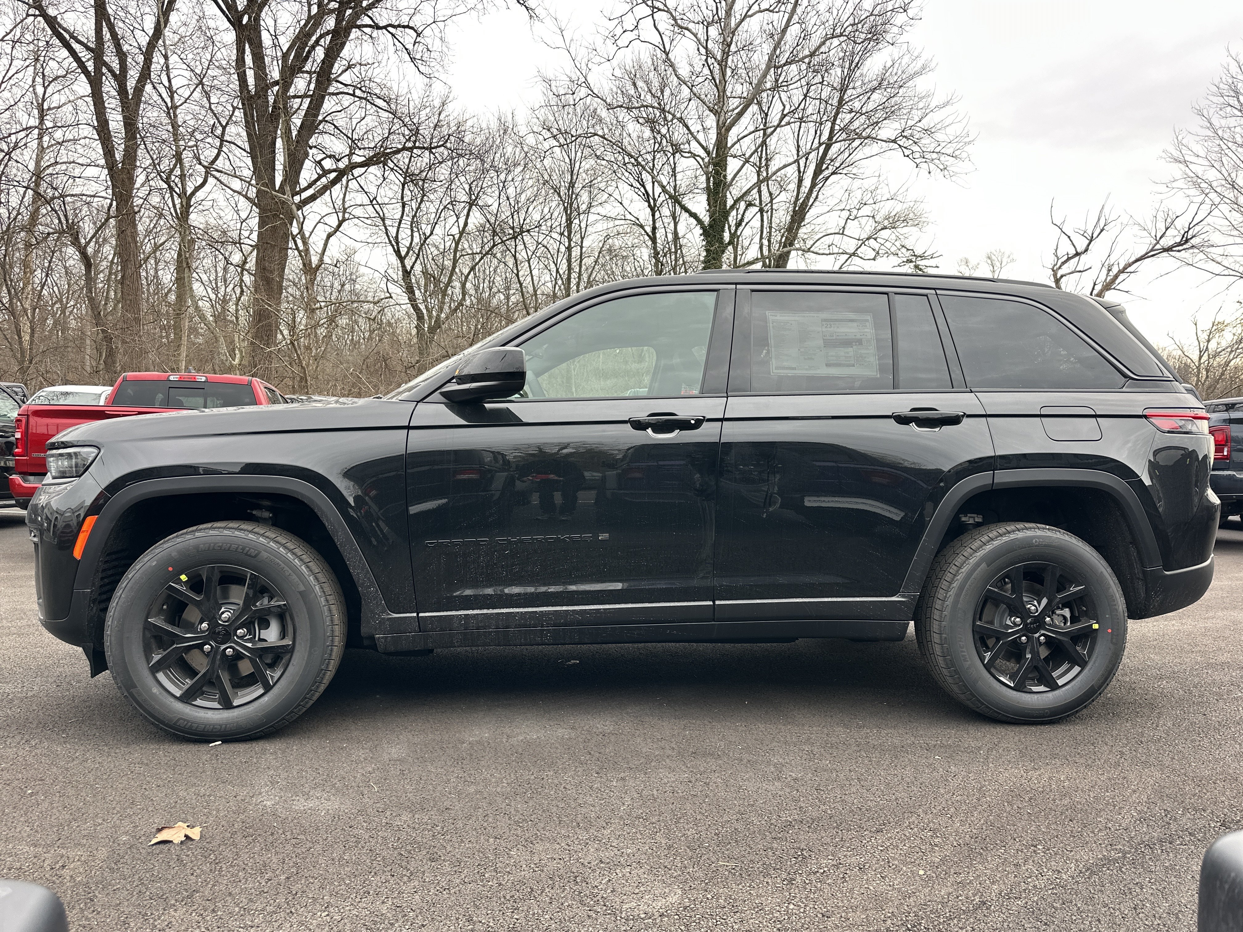 New 2026 Jeep Grand Cherokee Altitude AWD/4WD image 26