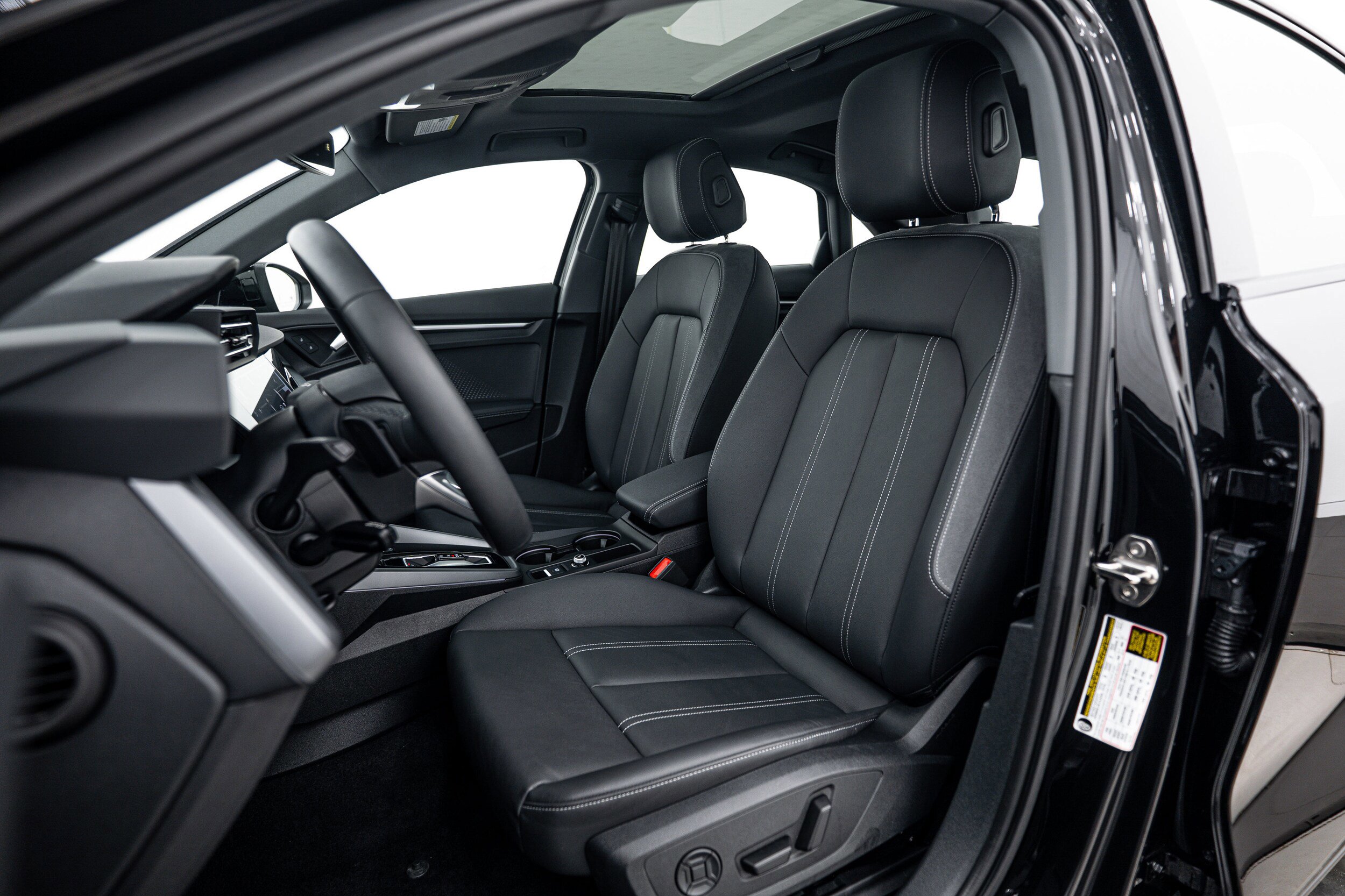 Certified 2025 Audi A3 2.0T Premium Plus AWD/4WD image 16