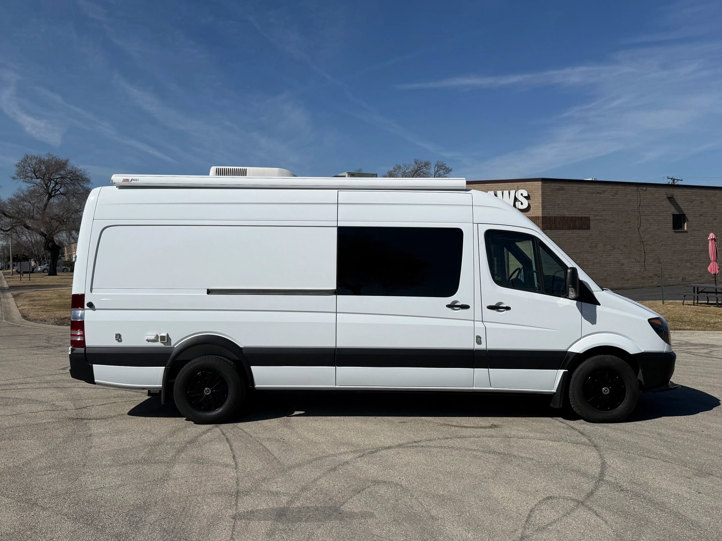 Used 2011 Mercedes-Benz Sprinter 2500 w/ Premium Pkg image 5